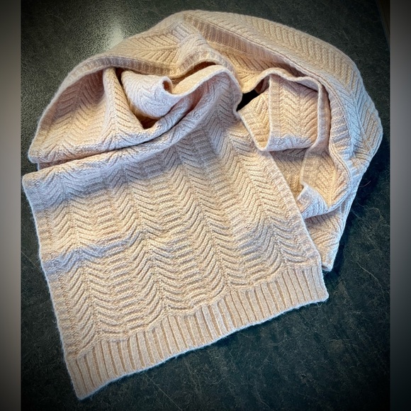 Winter Scarf - Picture 3 of 3